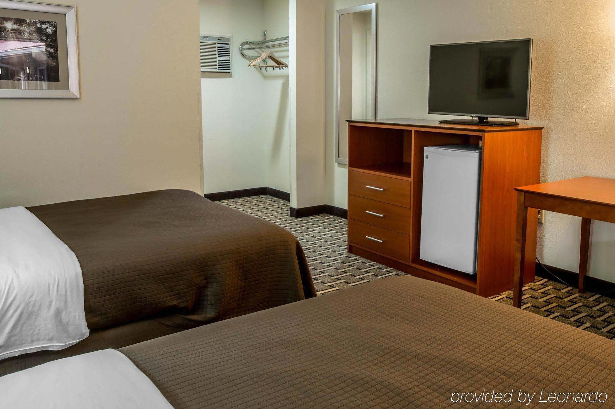 Econo Lodge Cherokee Near River Park Экстерьер фото